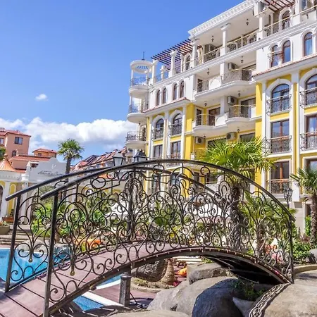 Apartahotel Monte Carlo