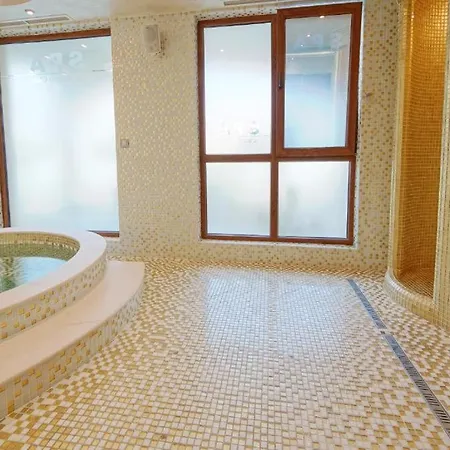 Monte Carlo Hotel apartamentowy 3*