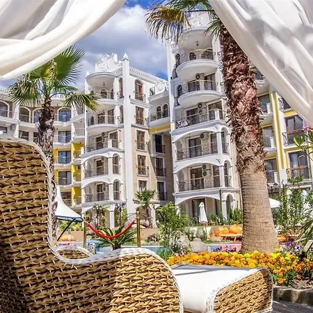 Monte Carlo Aparthotel Sluneční pobřeží
